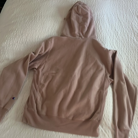 Light Pink Champion Sweater - Picture 2 of 3